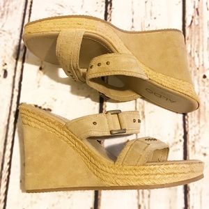 Aldo Peep Toe Wedge Sandals Size 6